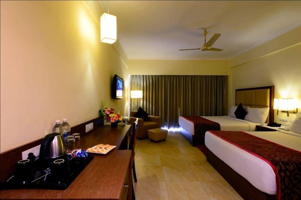 The Chariot Resort & Spa Puri Exterior foto